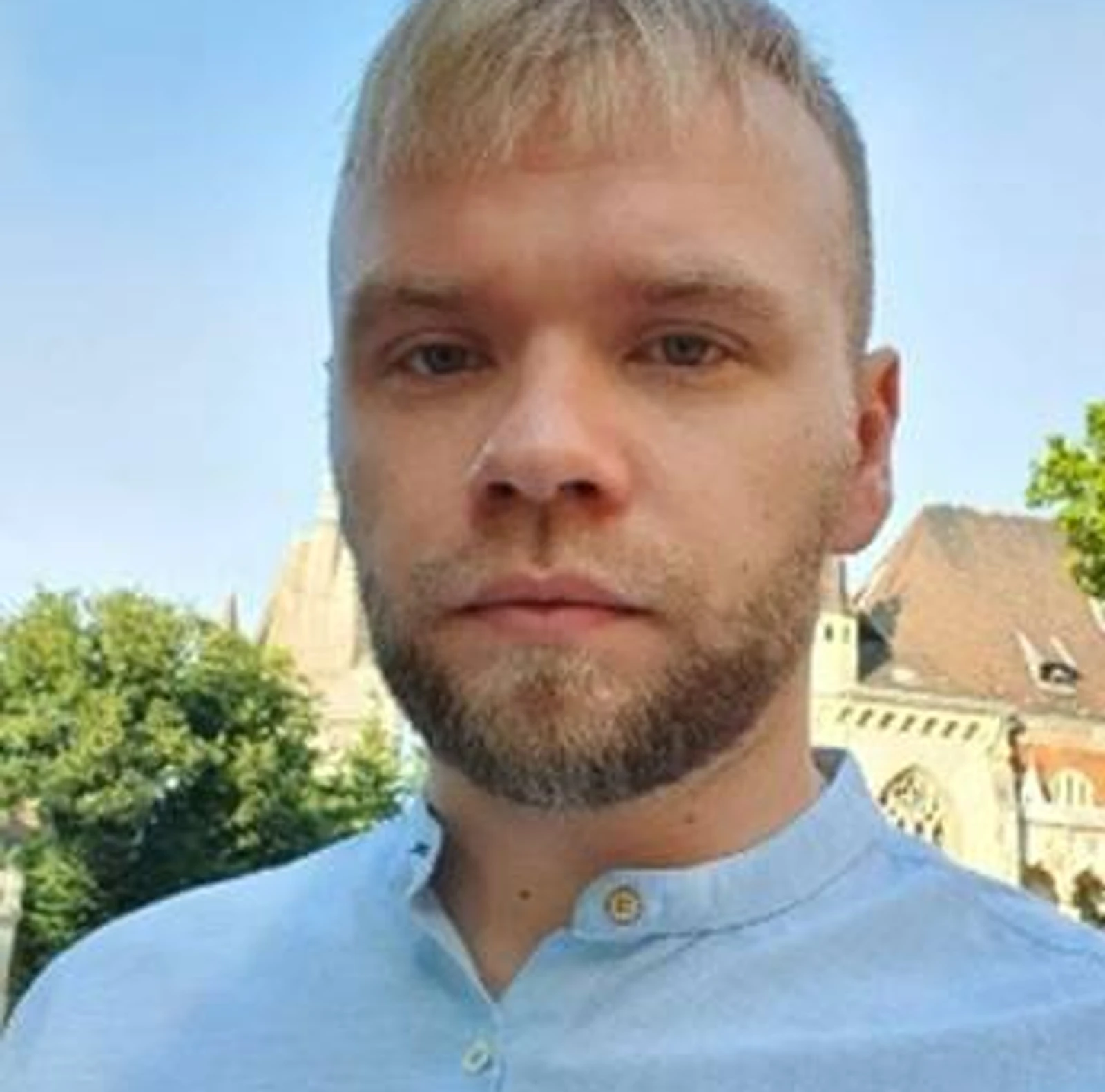 Young Researcher - Dr Dimitri Stoliarov - Aston Institute of Photonic Technologies